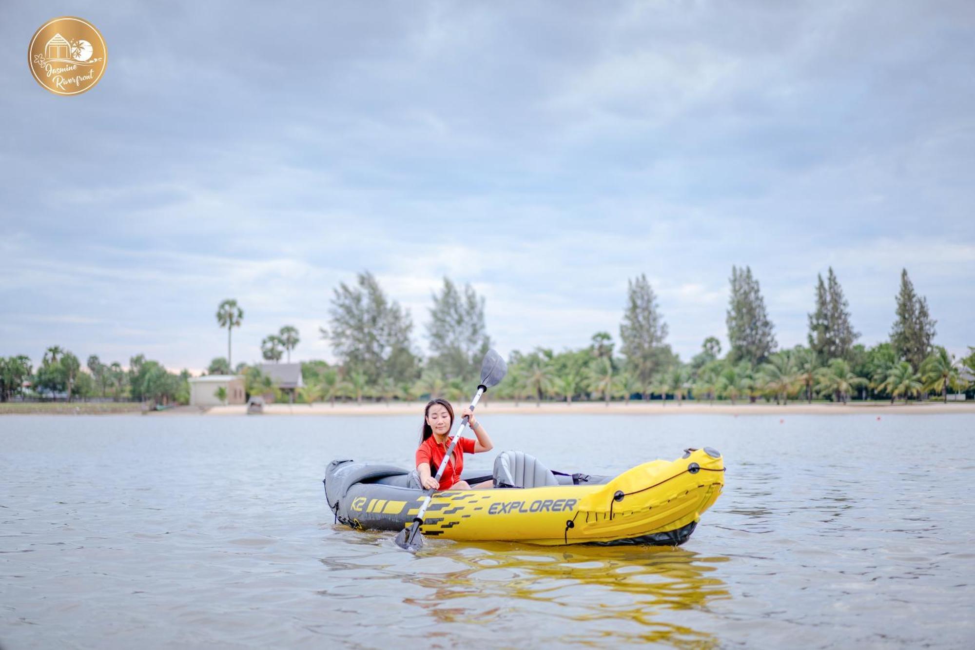 Jasmine River Front Hotel Kampot Kültér fotó