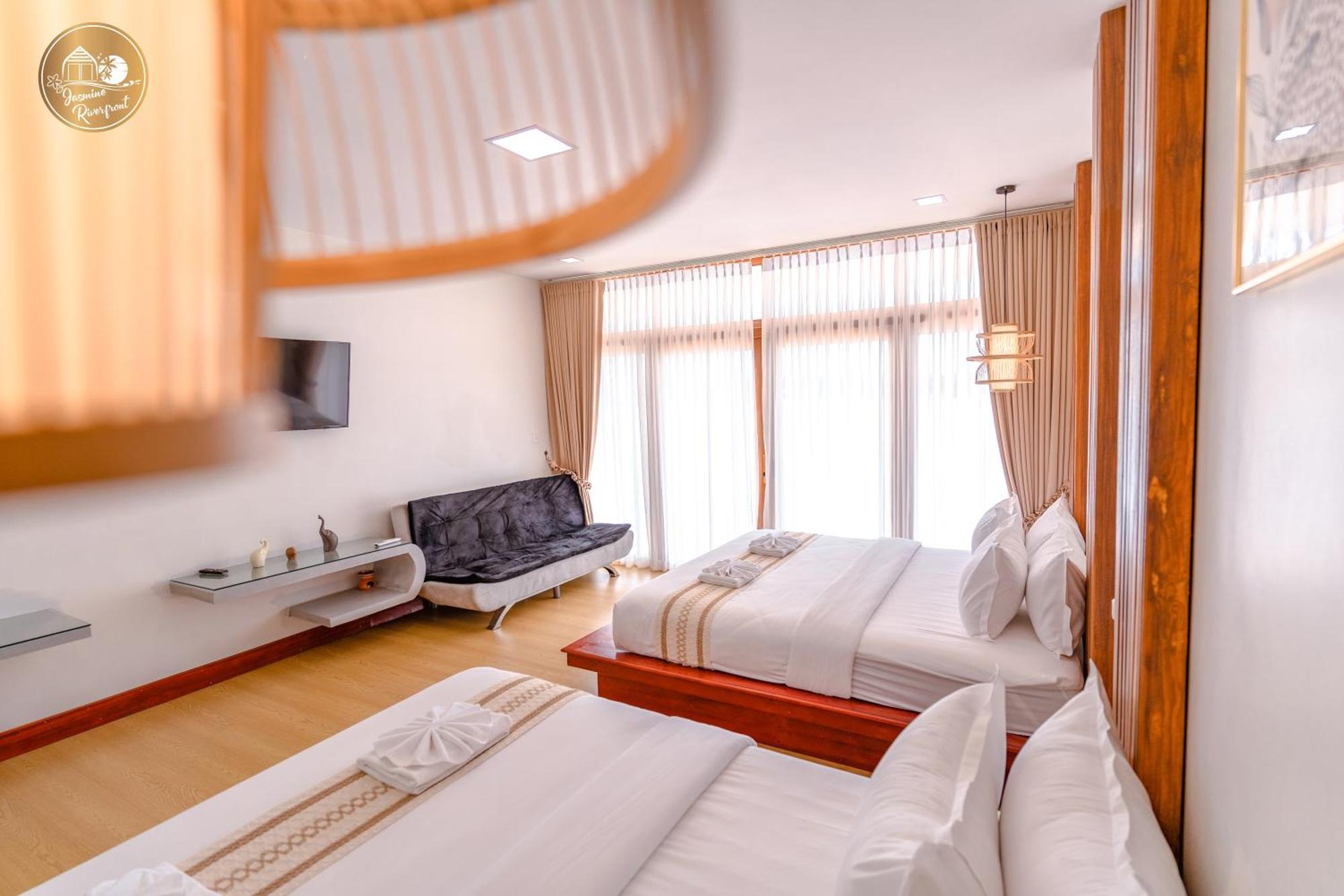 Jasmine River Front Hotel Kampot Kültér fotó